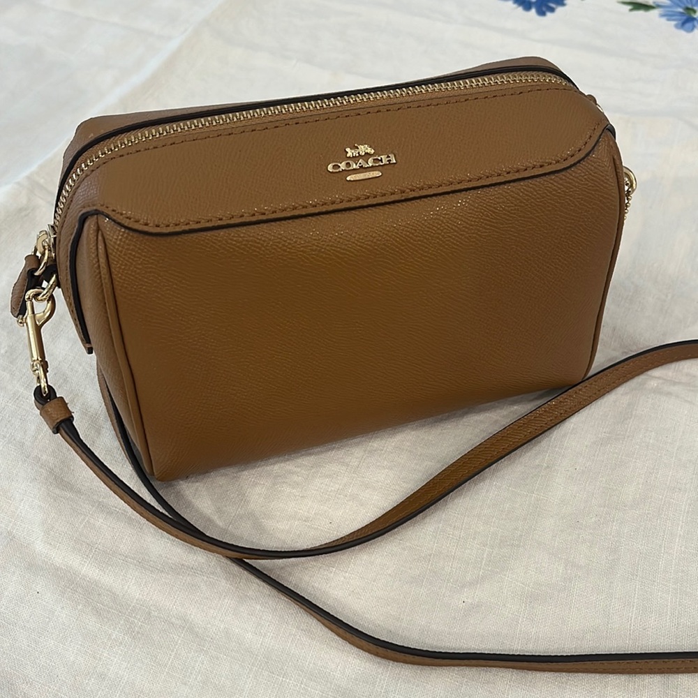 Coach Light Saddle Crossbody Purse